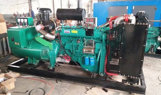 太湖潍柴二手发电机大型柴油发电机组